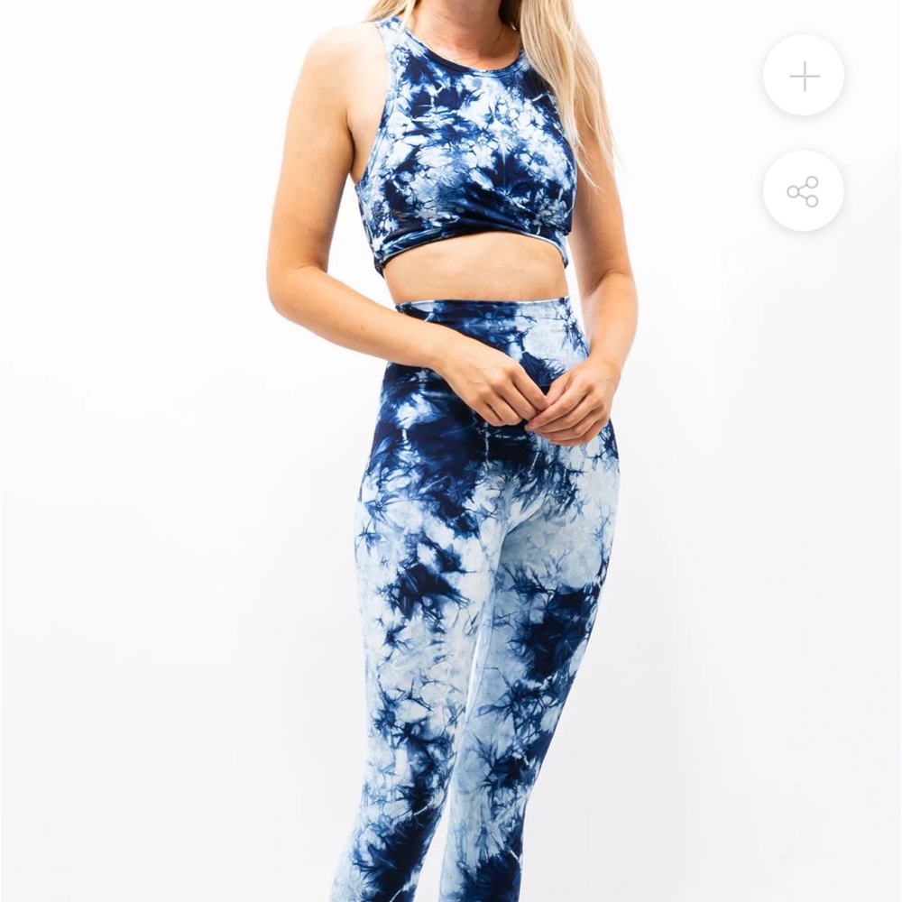 Electric & Rose | Blue tie-dye workout set.